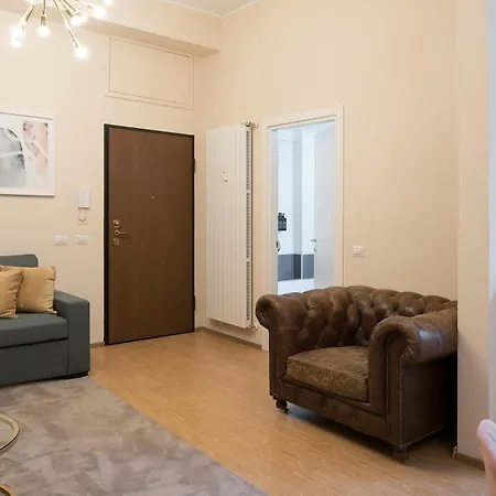 Porta Romana Exclusive - Center - M3 דירה